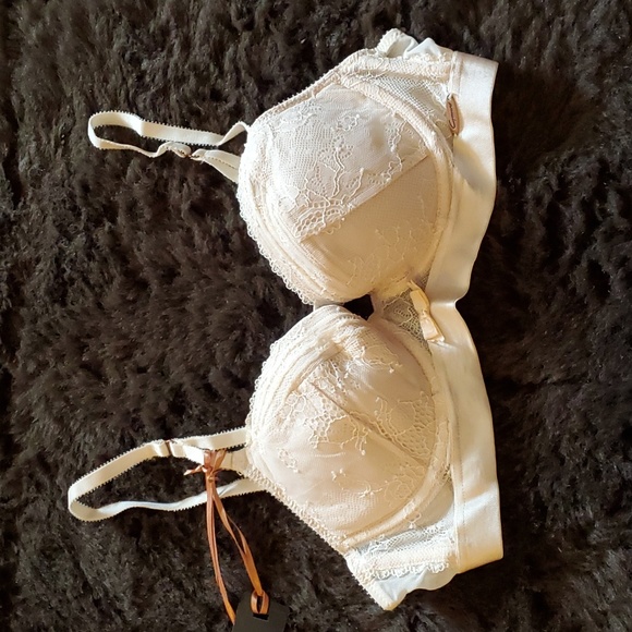 ✅ $10 ADD-ON ✅ Brand New Gossard Bra 34B Ivory Includes Pads Push ✅ $10 ADD-ON ✅ - Picture 1 of 10